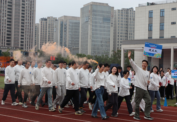 8、快樂隊1.jpg